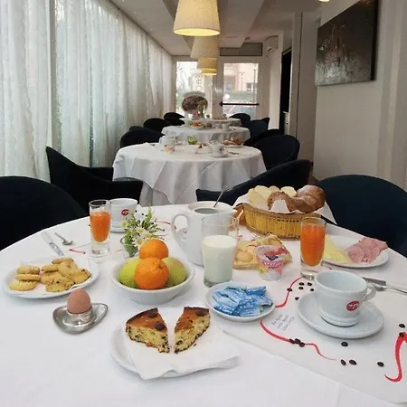 Hotel Mediterraneo-2
